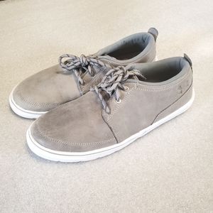 Under Armour Shoes, Men's Size 8